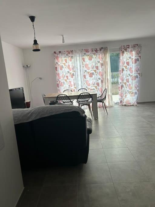 Appartement T3 Rez De Jardin Lucciana (Corsica) Exterior foto